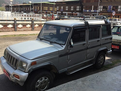 Bolero — SUV