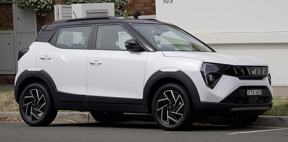 XUV 3XO — SUV