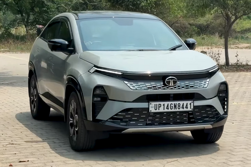 Curvv — SUV