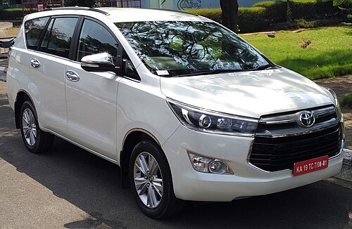Innova Crysta — MPV