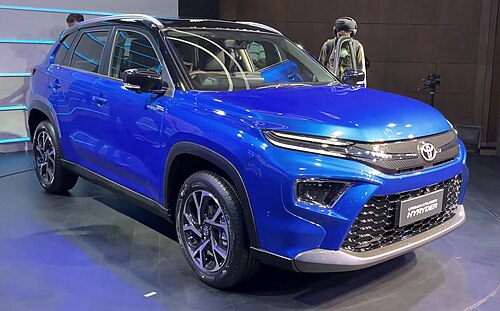 Urban Cruiser Hyryder — SUV